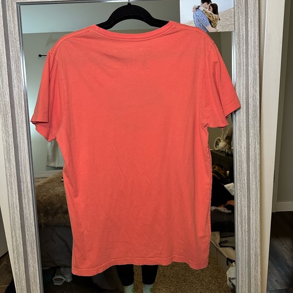 Men’s Patagonia tee - Picture 3 of 3